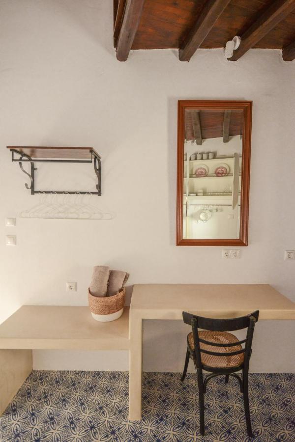 Castrum Traditional Sunset Suites Plaka  Экстерьер фото