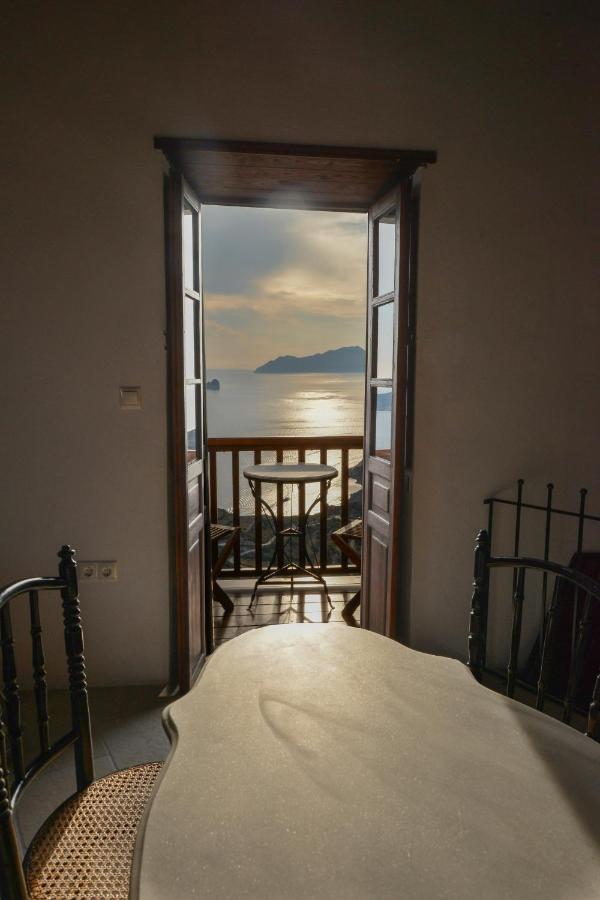 Castrum Traditional Sunset Suites Plaka  Экстерьер фото