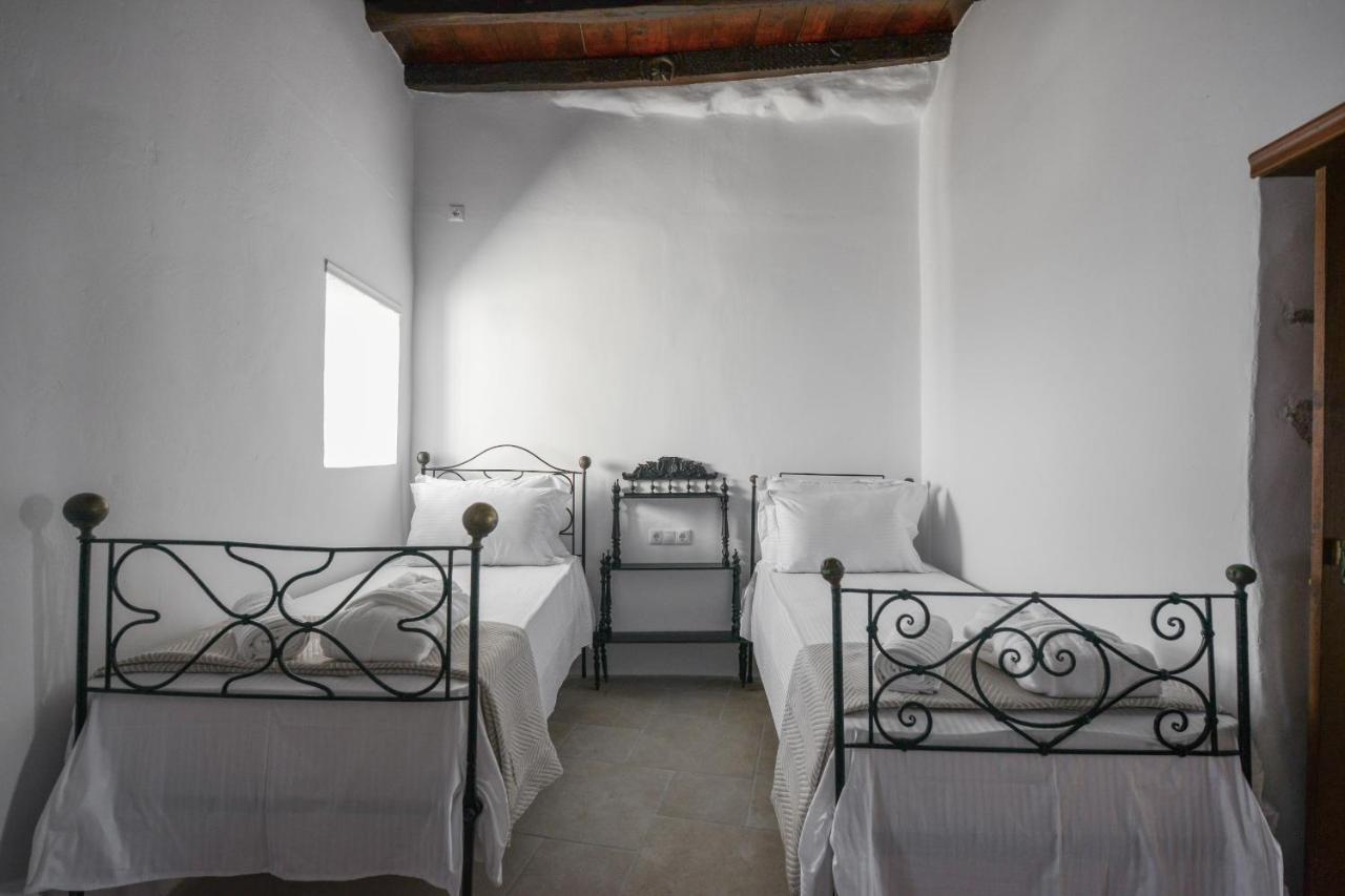 Castrum Traditional Sunset Suites Plaka  Экстерьер фото