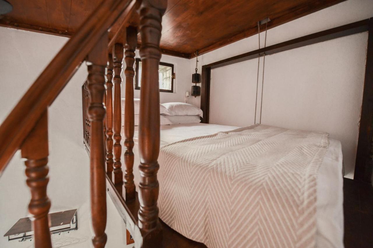 Castrum Traditional Sunset Suites Plaka  Экстерьер фото