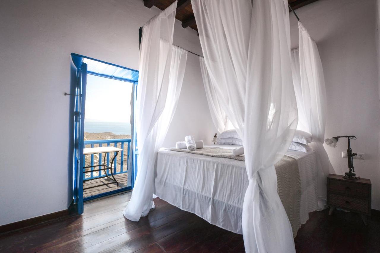 Castrum Traditional Sunset Suites Plaka  Экстерьер фото
